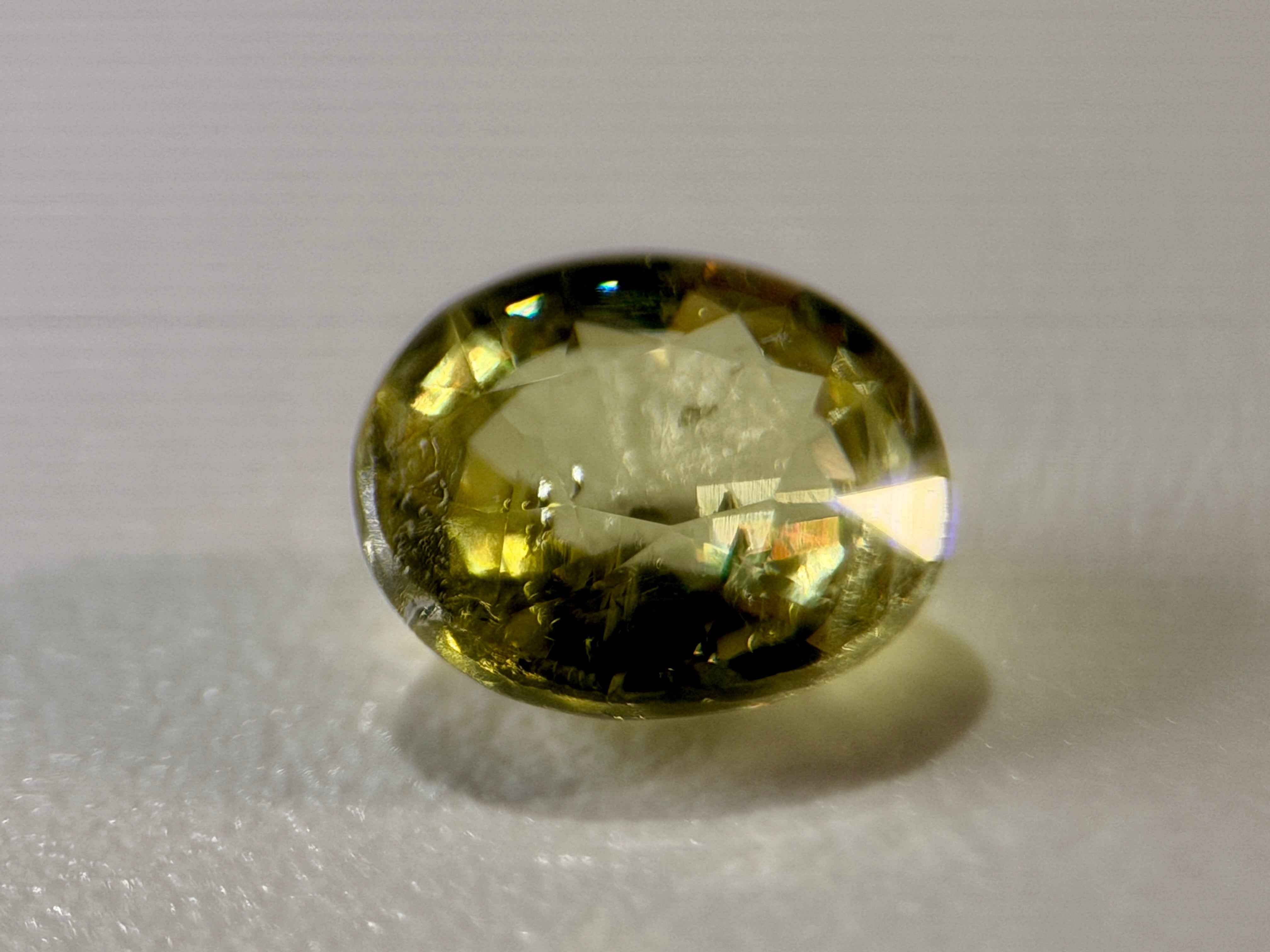 (1.06ct) Natural Chrysoberyl - Rare Neon Yellow - Precision Oval Cut - VS Untreated (WAV48)