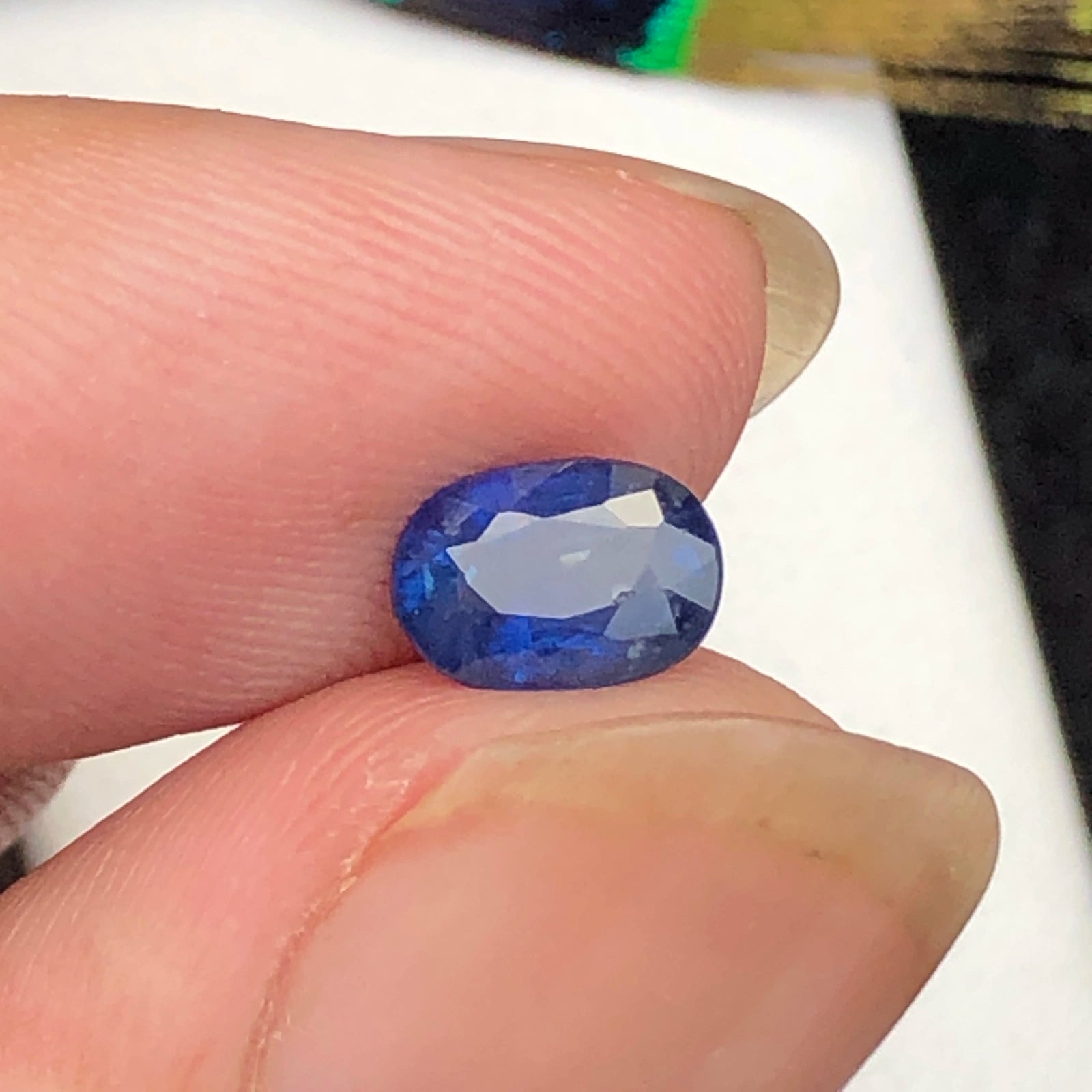 1.20ct Natürlicher Blauer Saphir - Lebhaftes Königsblau - Präzisionsschliff (WAV66)