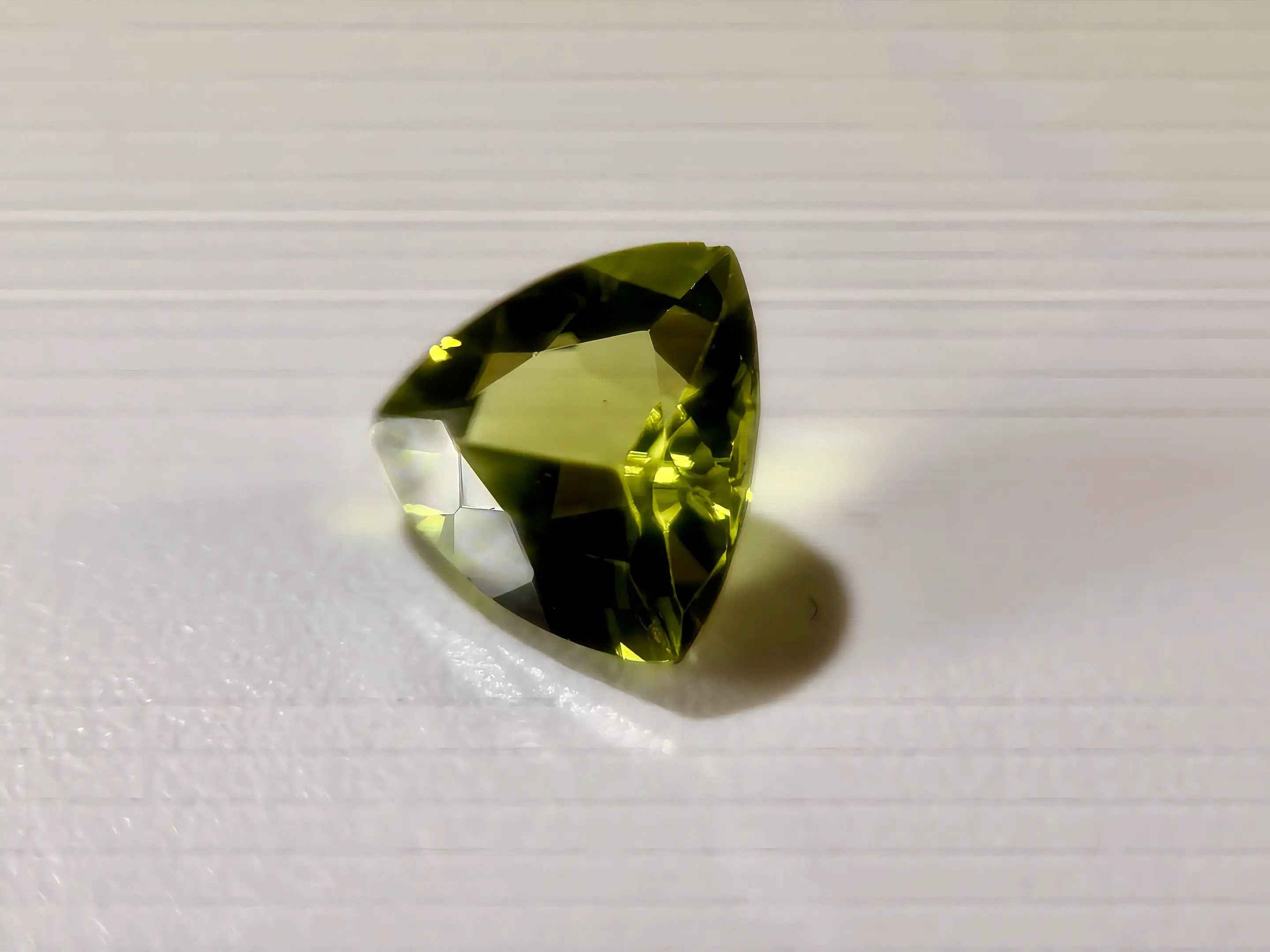 (2.17ct) Natural Green Peridot - Eye-Clean Untreated (WAV53)