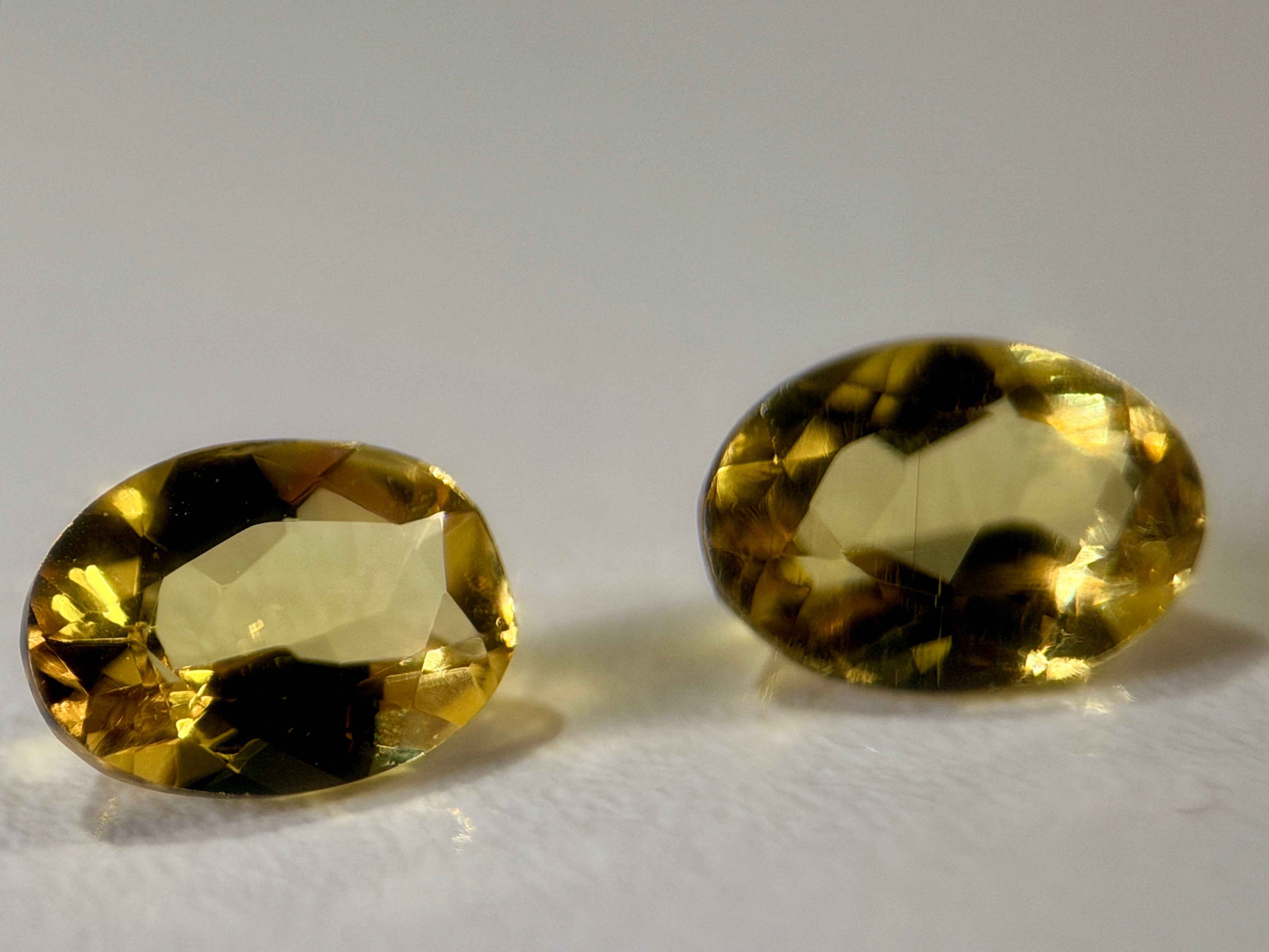 (1.30ct) Natural Golden Yellow Beryl - Rare Heliodor - Precision Oval Cut - VS Clarity Untreated (WAV40)