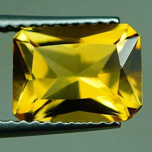 AAA QUALITY RARE BRAZIL YELLOW BERYL (1.90 CT) (WAV16)
