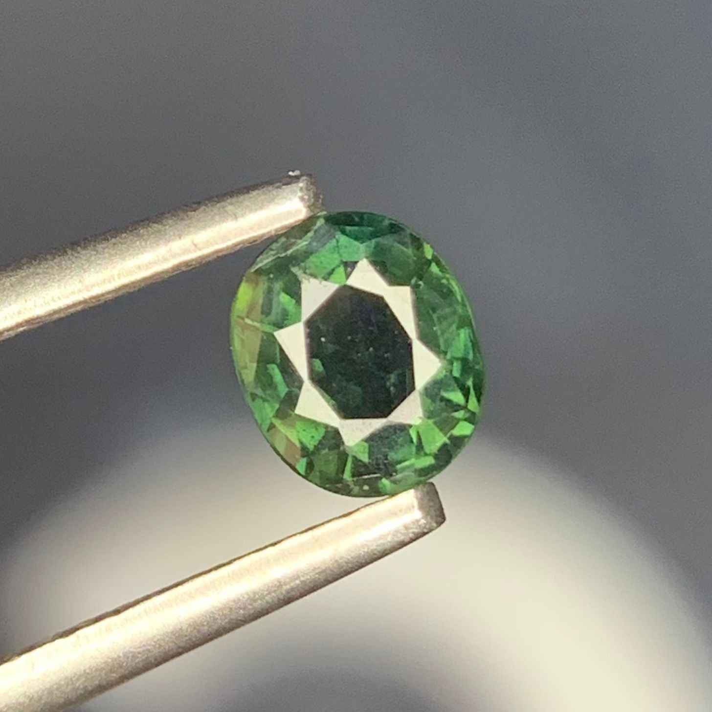 (0.51ct) Natural Bi-Color Sapphire - Rare Madagascar Origin - Precision Cut Oval (WAV56)