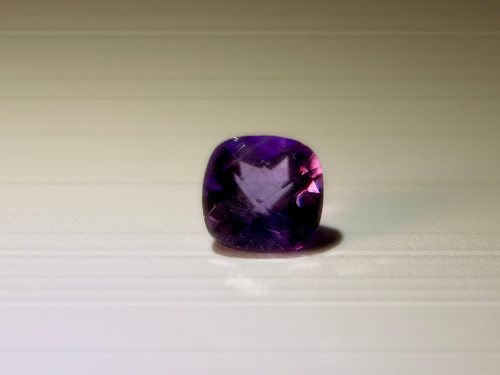 Natural Untreated Amethyst Checker Cut ( 2.10 Ct ) (WAV1)