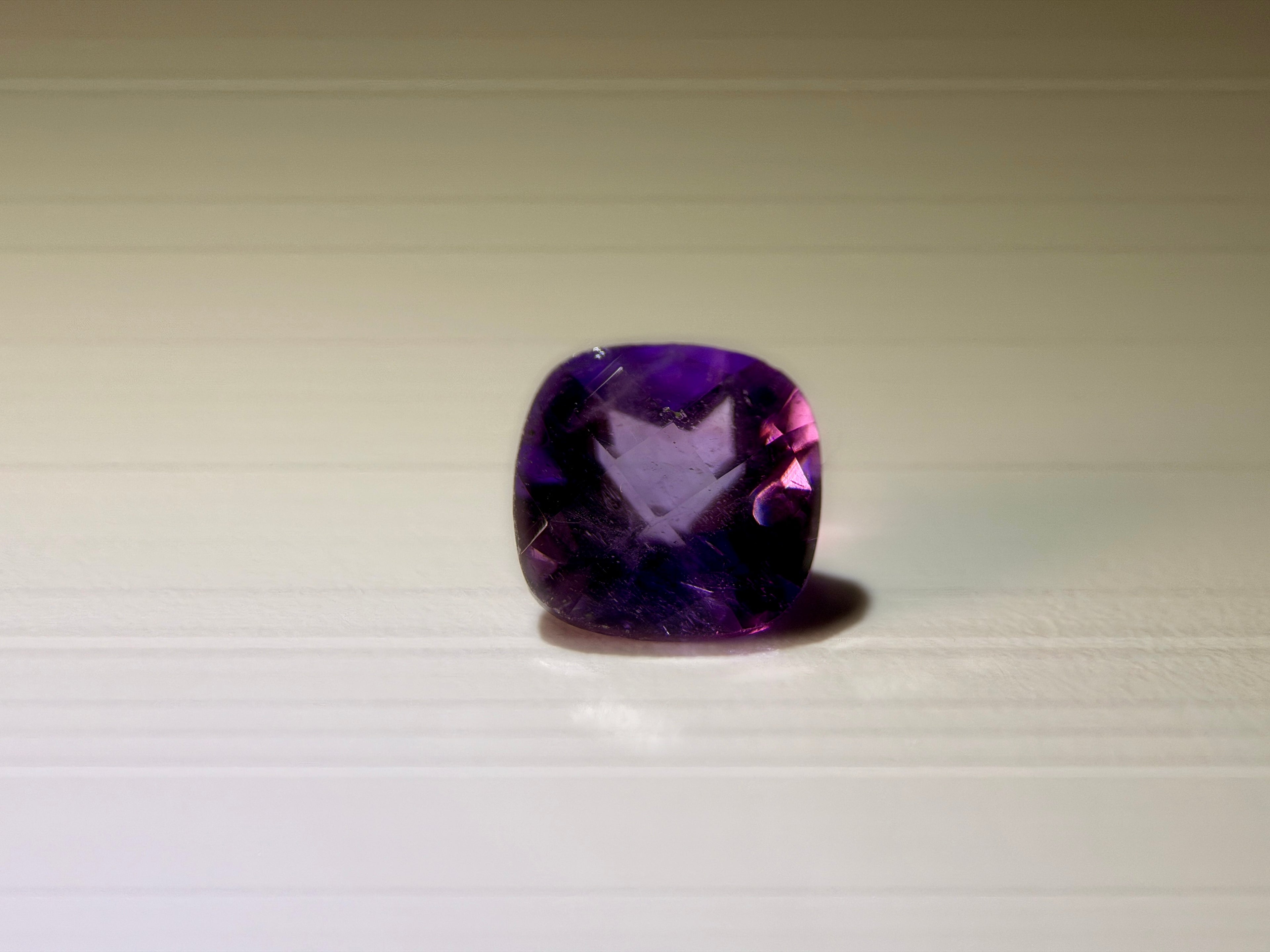 Natural Untreated Amethyst Checker Cut ( 2.10 Ct ) (WAV1)