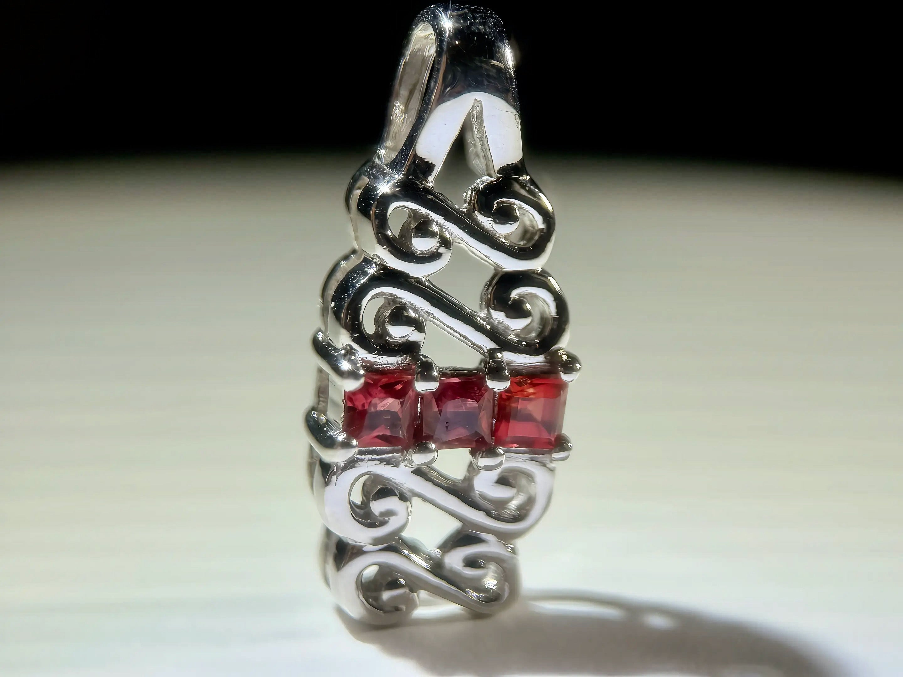 Natural Red Ruby Pendant (2.54g) (WAVJ2)