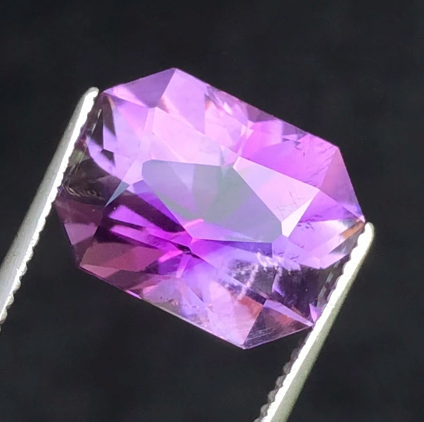 4.00ct Natural Amethyst - Precision Fancy Cut - Vibrant Royal Purple - VS Clarity (WAV84)