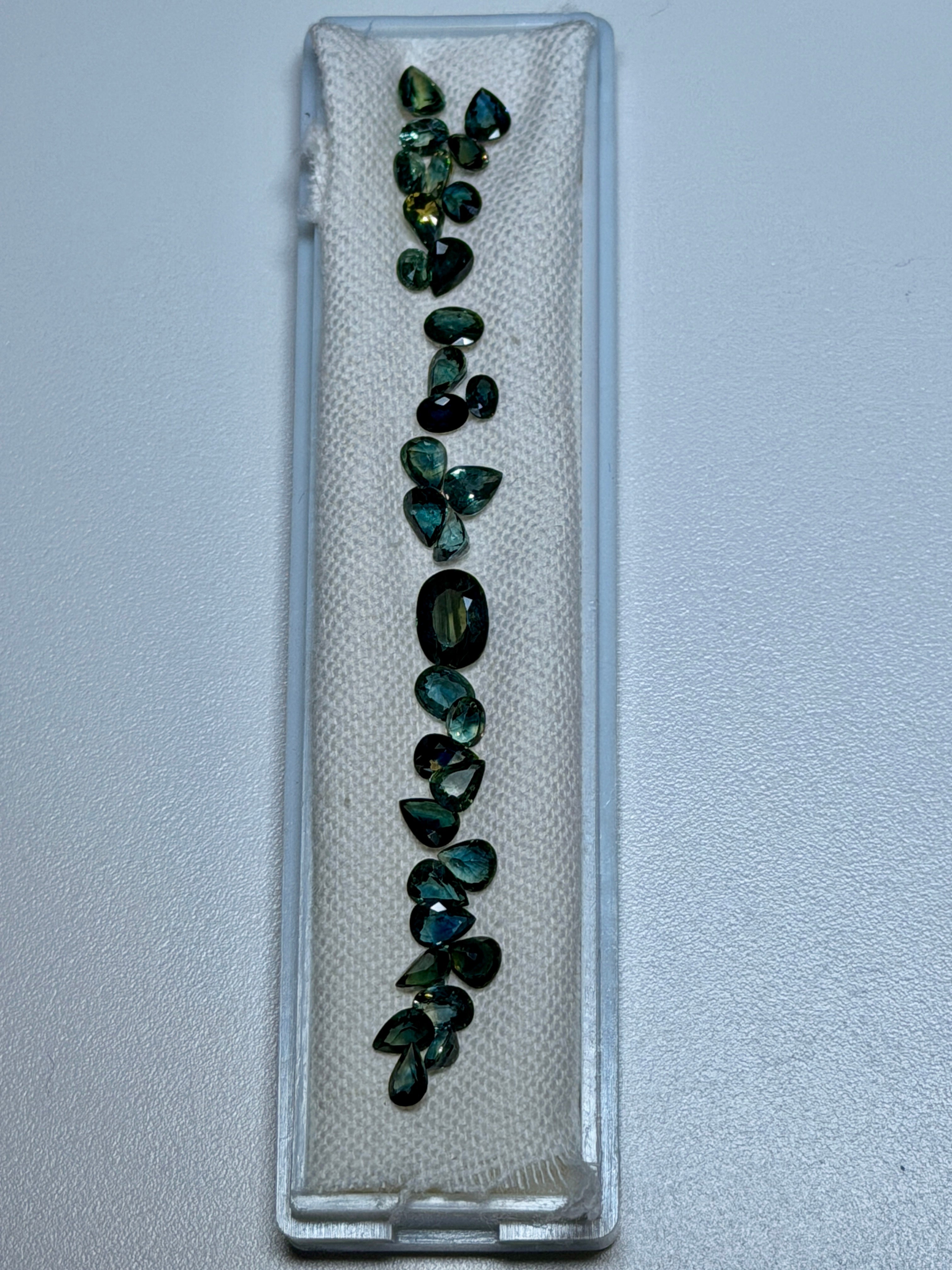 Natural Montana Teal Sapphire (11.18 cts) (WAVS1)