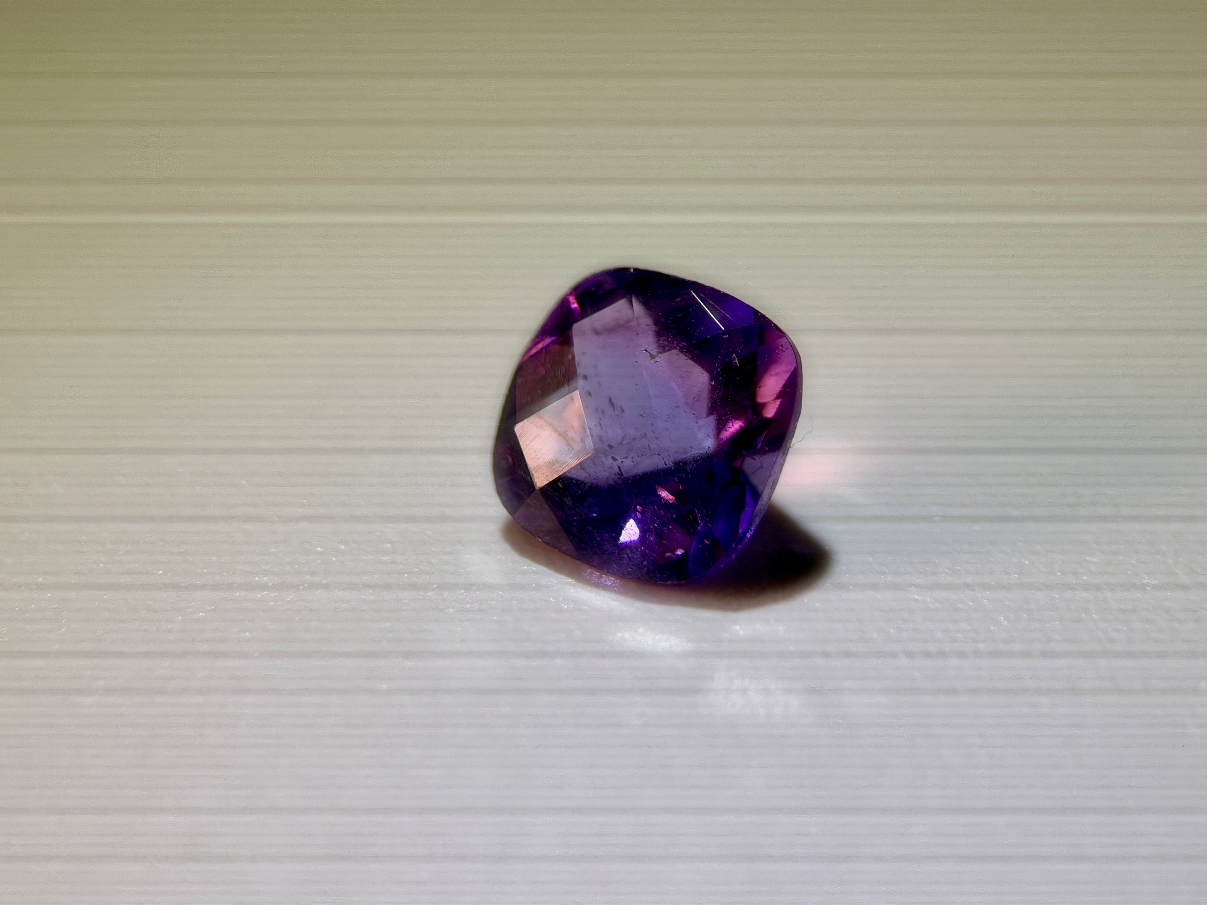 Natural Untreated Amethyst Checker Cut ( 2.10 Ct ) (WAV1)