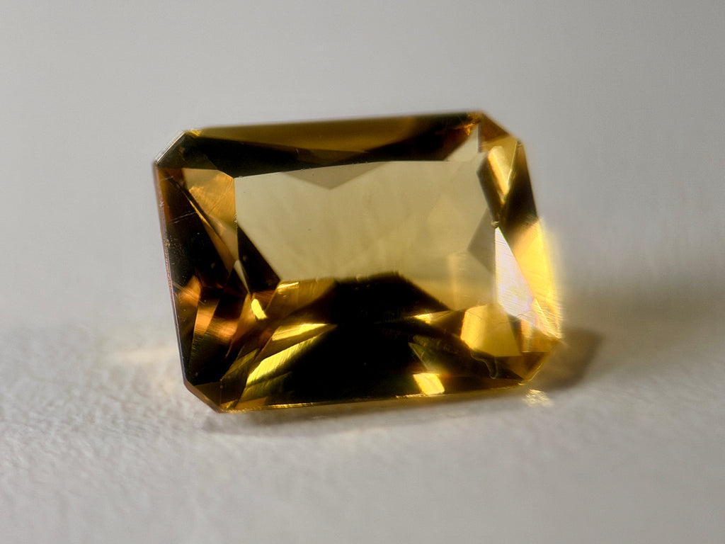 AAA QUALITY RARE BRAZIL YELLOW BERYL (1.90 CT) (WAV16)