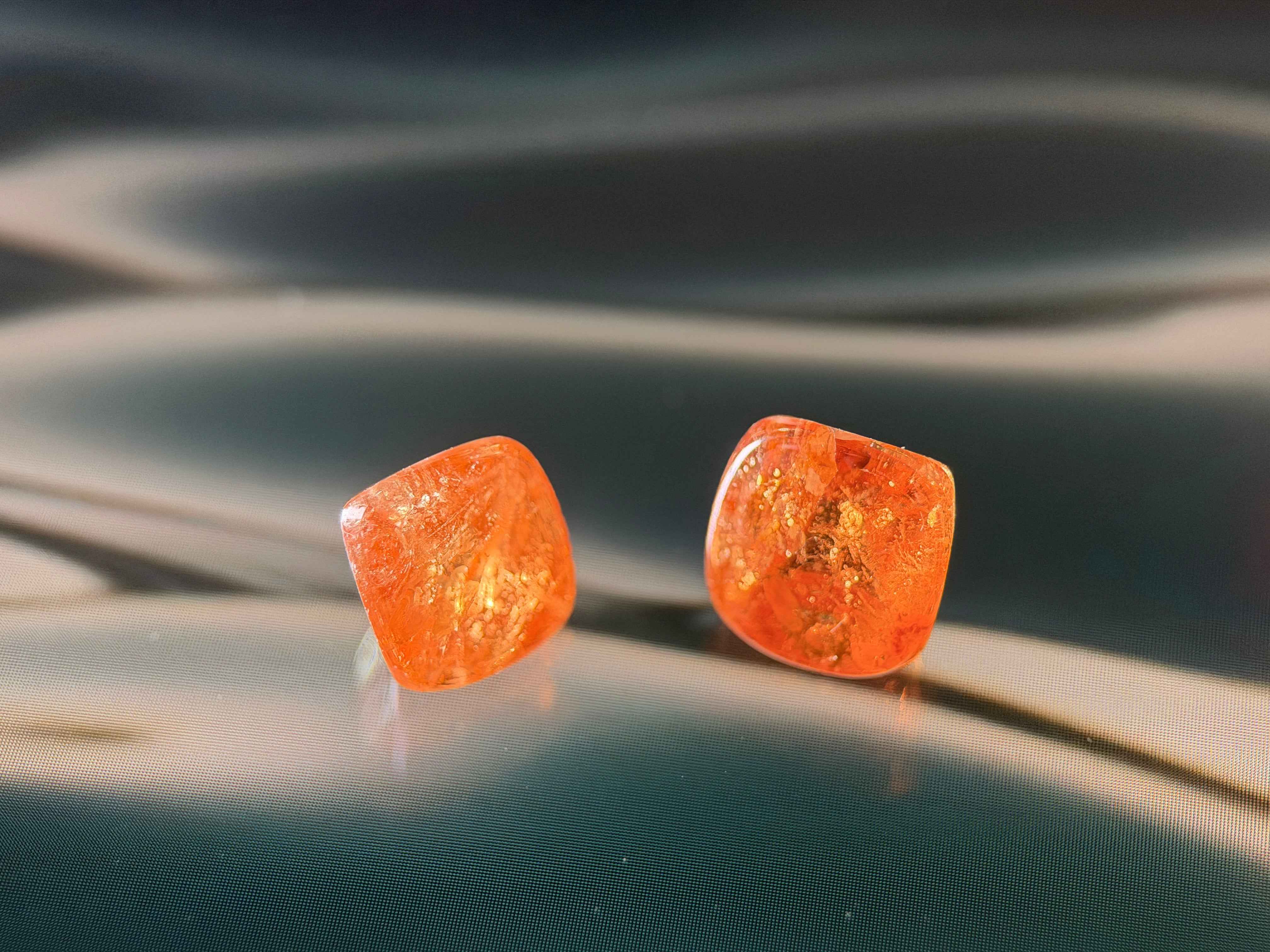 (3.94ct) Natural Spessartite Garnet - Majestic Mandarin Orange - Large 10x8mm Oval - Untreated (WAV51)