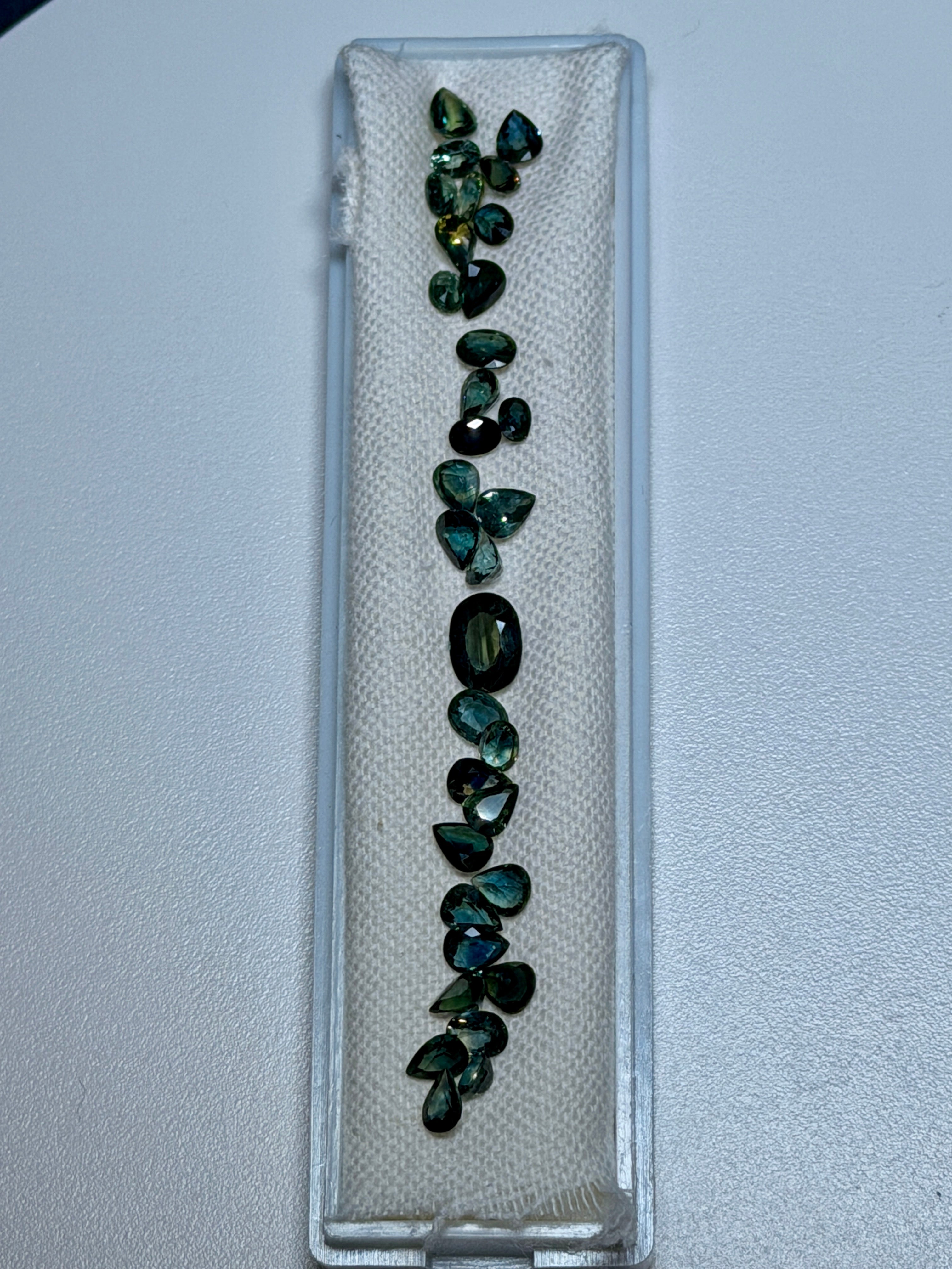 Natural Montana Teal Sapphire (11.18 cts) (WAVS1)
