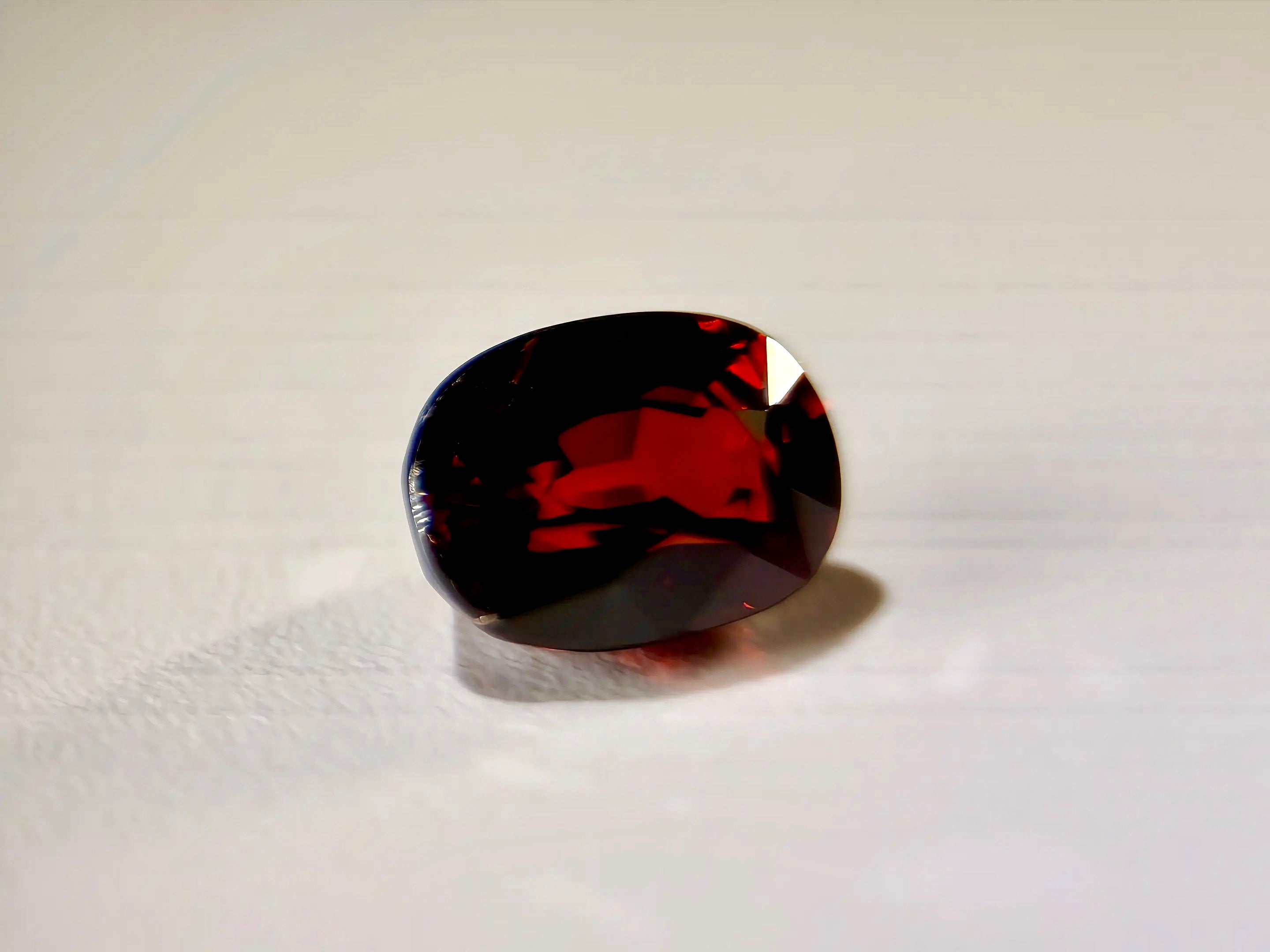 (3.69ct) Natural Rhodolite Garnet - Vivid Raspberry Red - Precision Oval Cut - Untreated (WAV58)