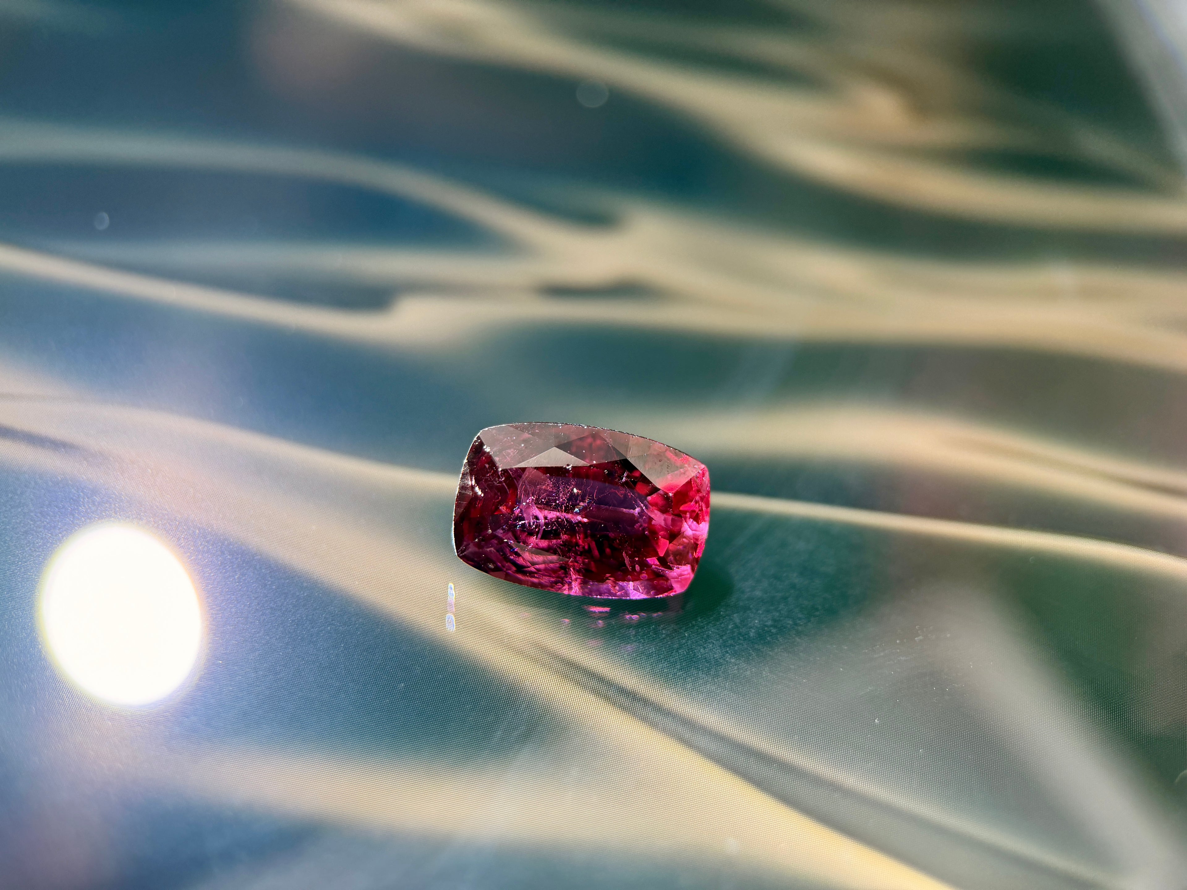 (5.75ct) Natural Rhodolite Garnet - Fancy Cushion Cut - Untreated Sri Lanka (WAV32)