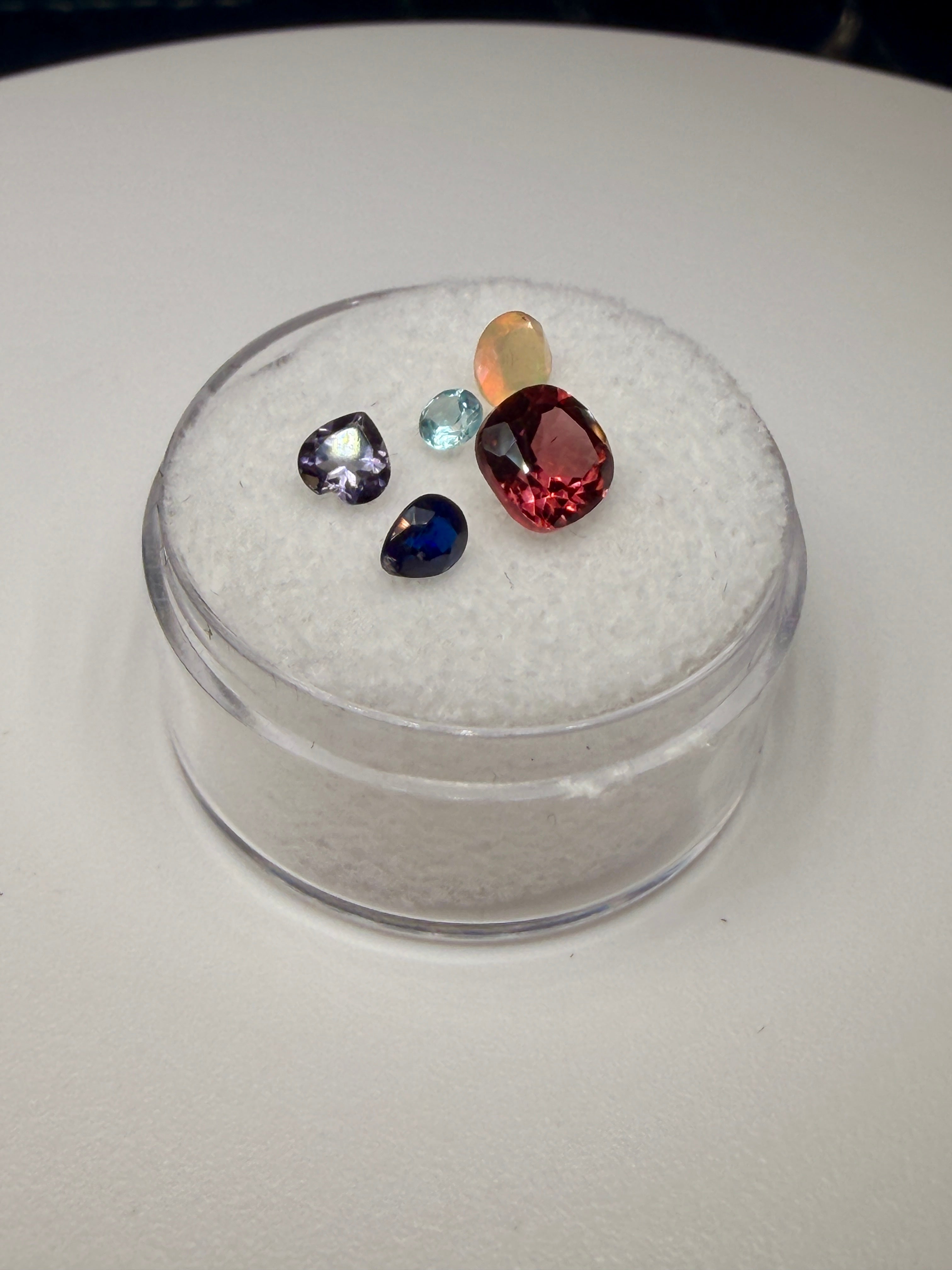 Natural Gemstone Parcel - (1.82ct) Garnet, Opal, Iolite, Kyanite, Apatite (Rare Earth Stones) (WAVS4))