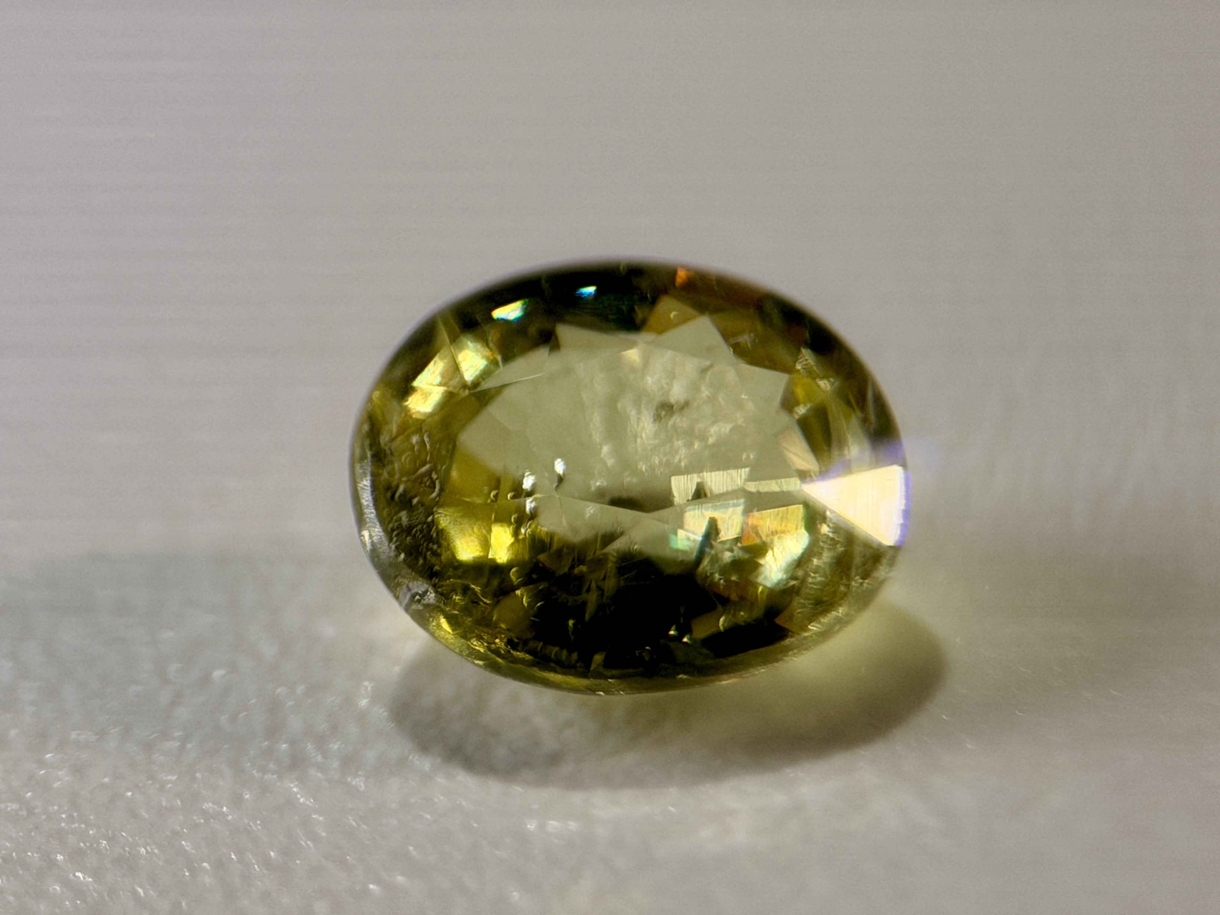 (1.06ct) Natural Chrysoberyl - Rare Neon Yellow - Precision Oval Cut - VS Untreated (WAV48)