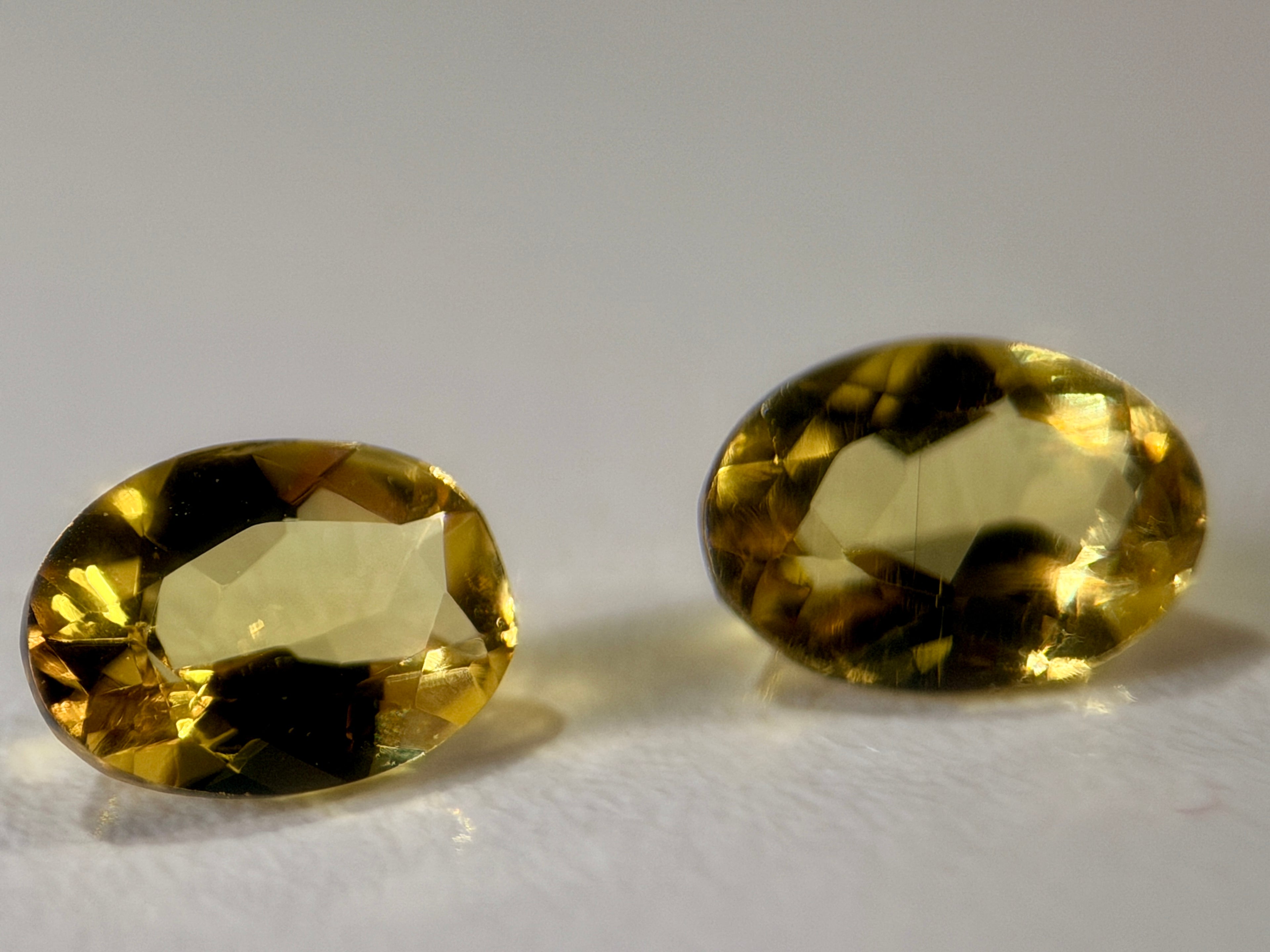 (1.30ct) Natural Golden Yellow Beryl - Rare Heliodor - Precision Oval Cut - VS Clarity Untreated (WAV40)