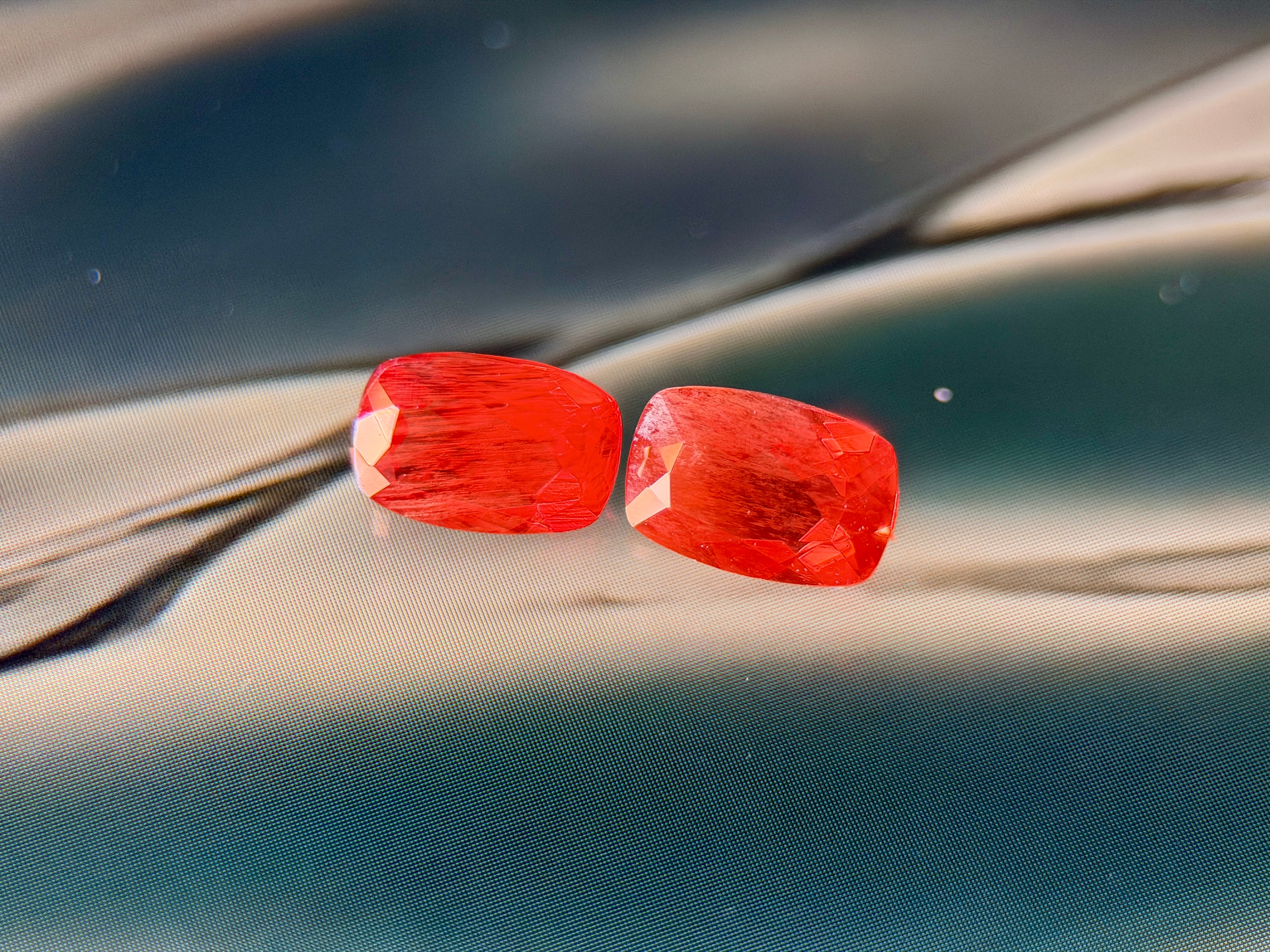 Matching Pair: (0.96ctw) Natural Red Andesine Feldspar - Rare Congolese Gems - Oval Cut (WAV52)