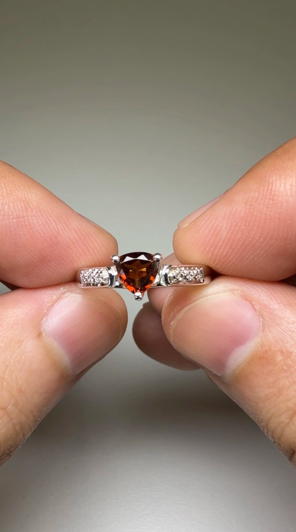 Natural Orange Hessonite Garnet Ring (3.01g) (Size 7) (WAVJ1)