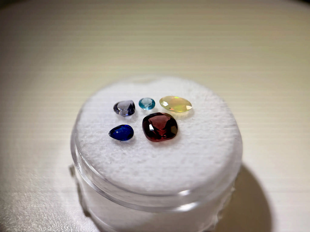 Natural Gemstone Parcel - (1.82ct) Garnet, Opal, Iolite, Kyanite, Apatite (Rare Earth Stones) (WAVS4))