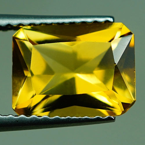 AAA QUALITY RARE BRAZIL YELLOW BERYL (1.90 CT) (WAV16)