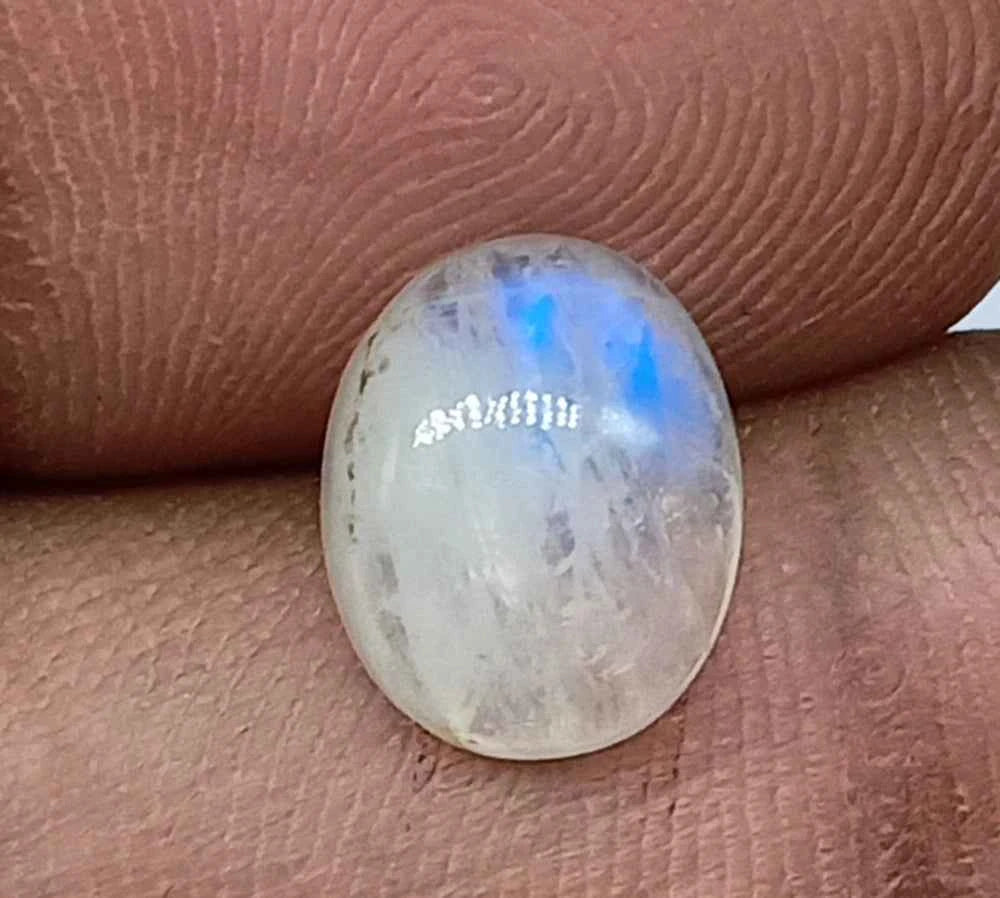 Natural Untreated Rainbow Moonstone Cabochon (2.80 Ct) (WAV13)