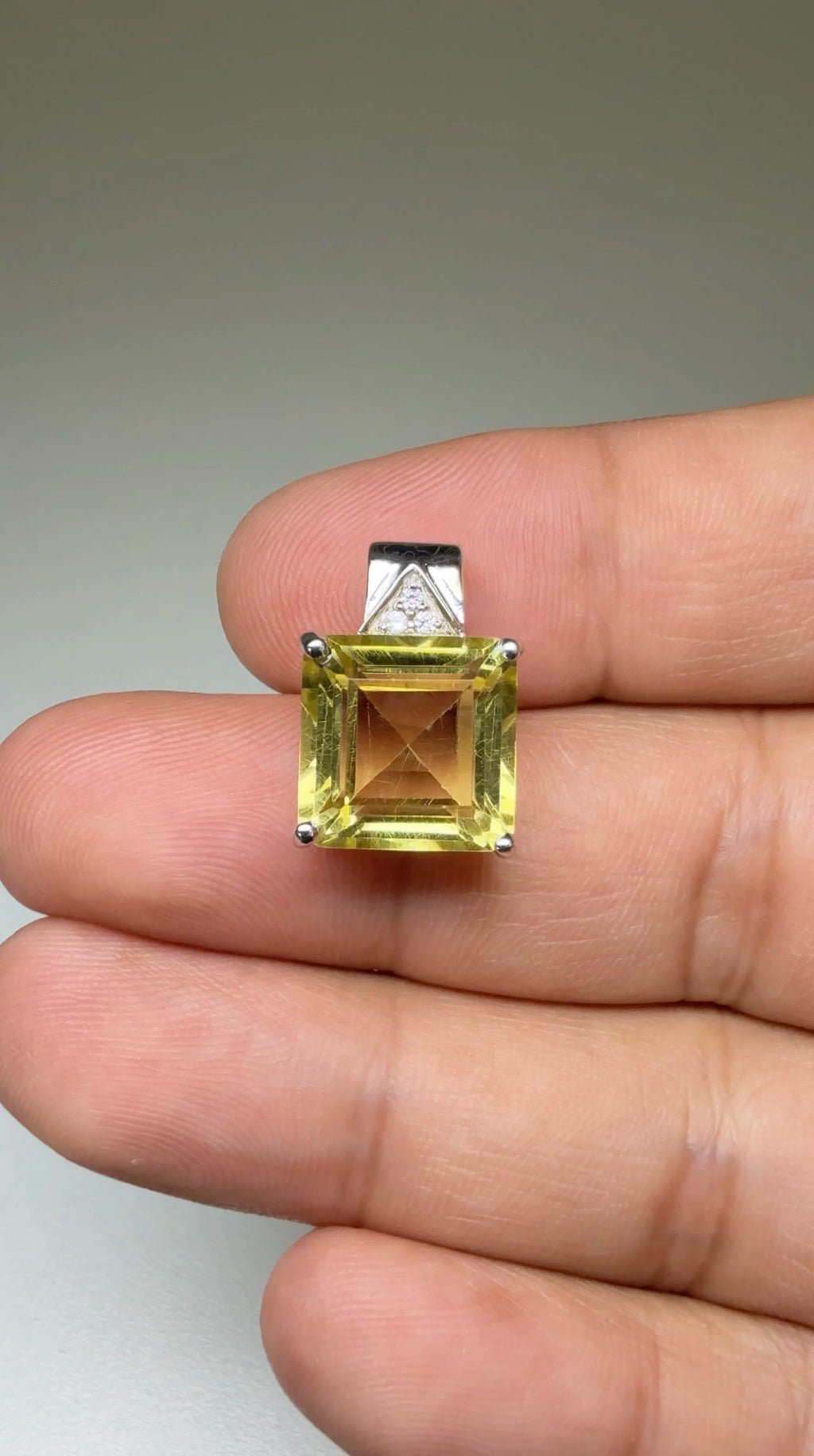 Natural Lemon Citrine Pendant (4.03g) (WAVJ3)