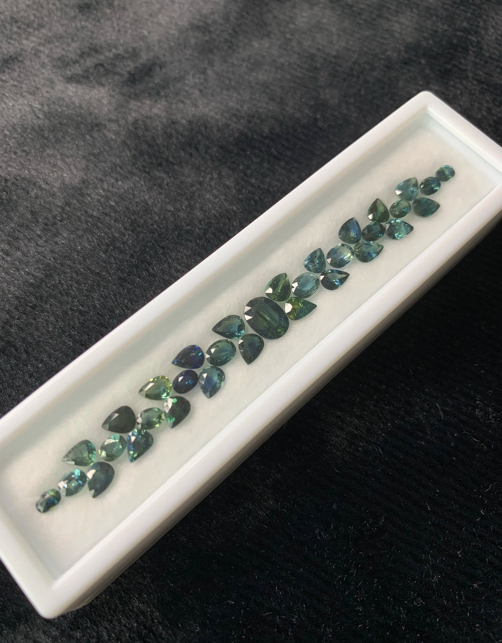 Natural Montana Teal Sapphire (11.18 cts) (WAVS1)