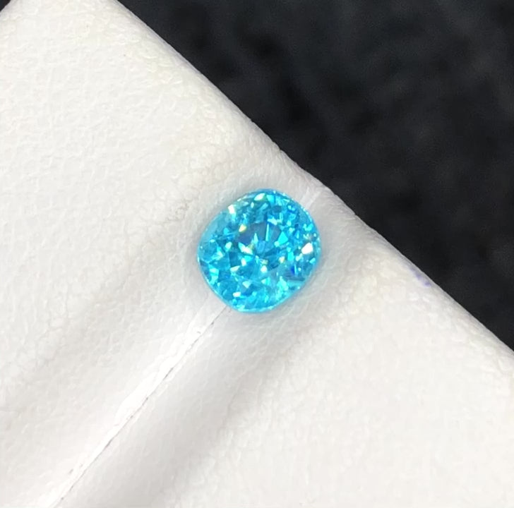 1.66ct Natural Blue Zircon - Top Electric Blue - Exceptional Adamantine Luster - VS Clarity (WAV88)