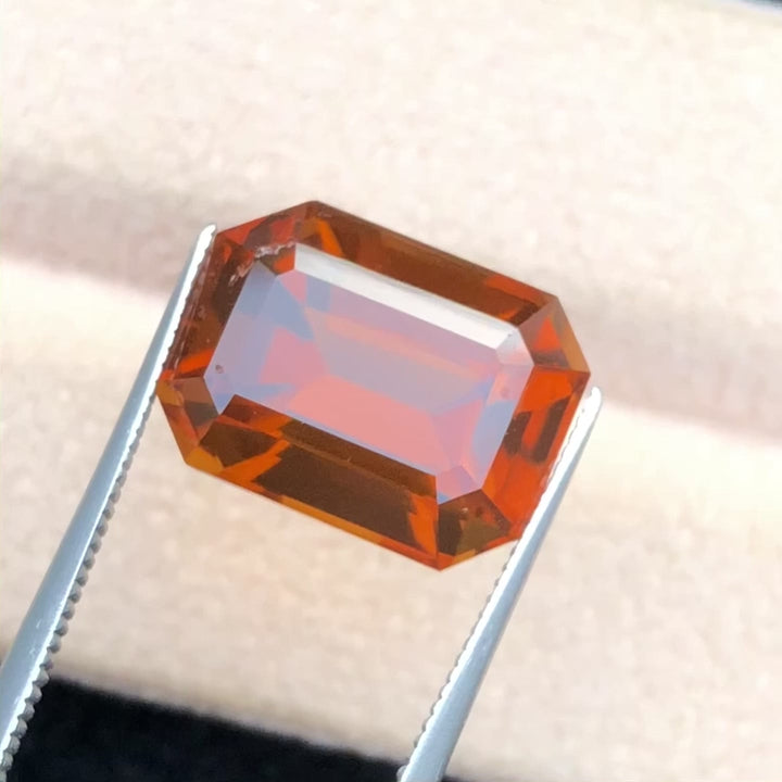 8.0ct Natural Madeira Citrine - Precision Cut - Deep Burnt Orange - VS Top Quality (WAV85)