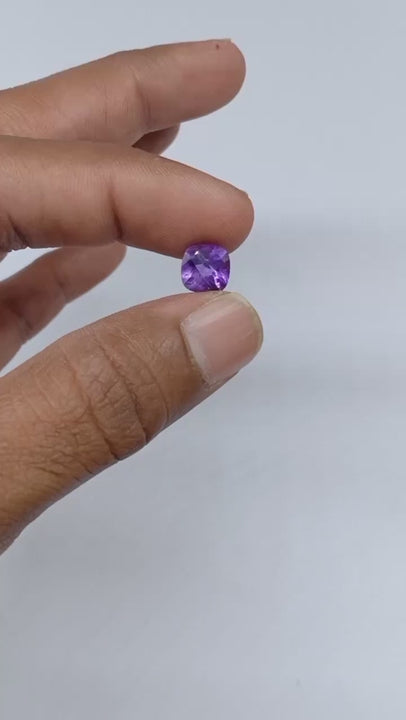 Natural Untreated Amethyst Checker Cut ( 2.10 Ct ) (WAV1)