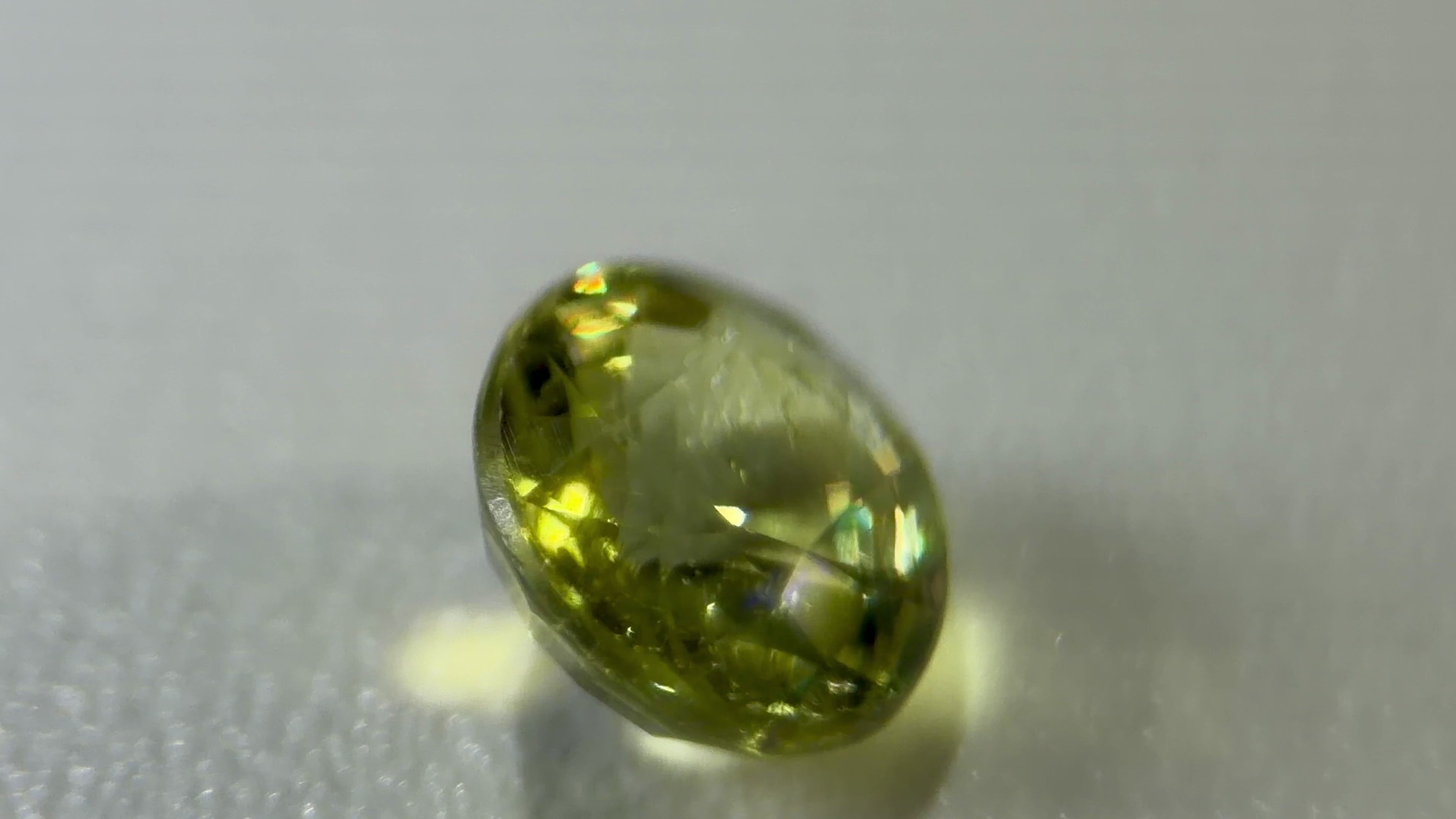 (1.06ct) Natural Chrysoberyl - Rare Neon Yellow - Precision Oval Cut - VS Untreated (WAV48)