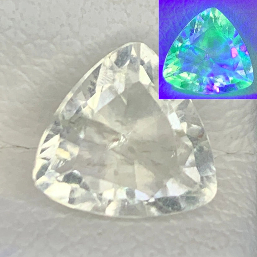 Rare (0.85ct) Natural Hyalite Opal - Precision Trilliant Cut - Transparent Gem fro (WAV30)
