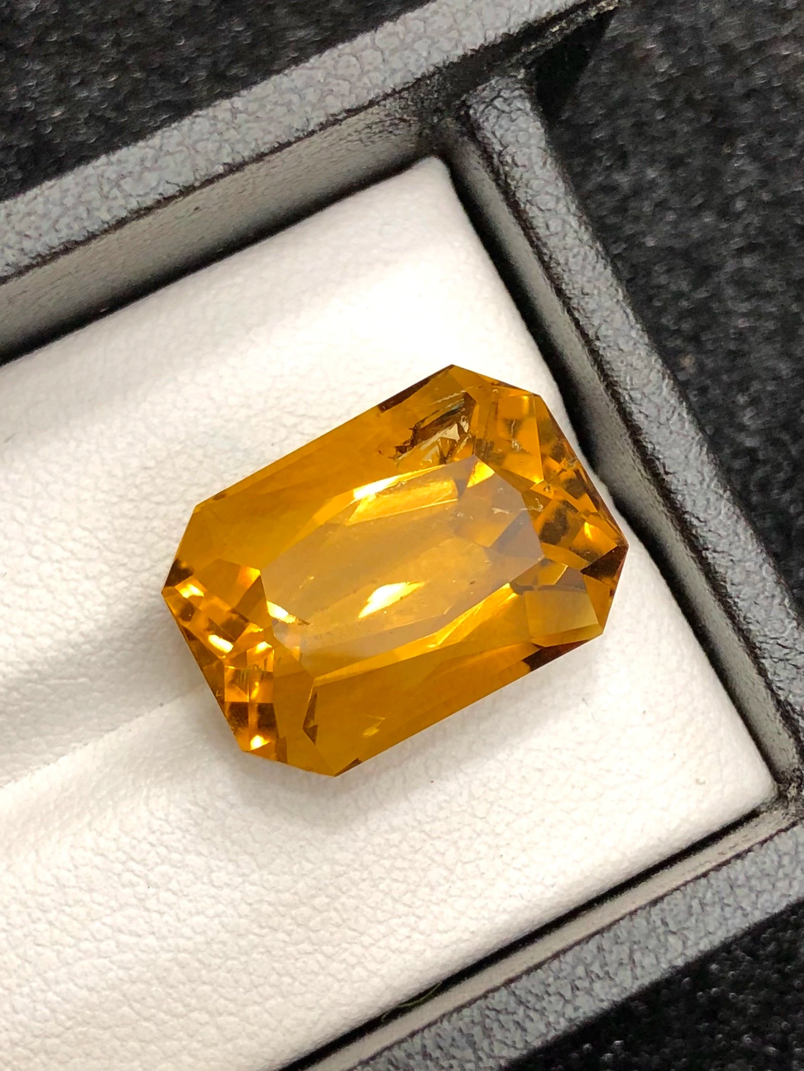 |Custom Precision Cut| Santa Ana Madeir: 16.49 Ct Citrine | State Of Minas Gerais Brazil (WAV24)