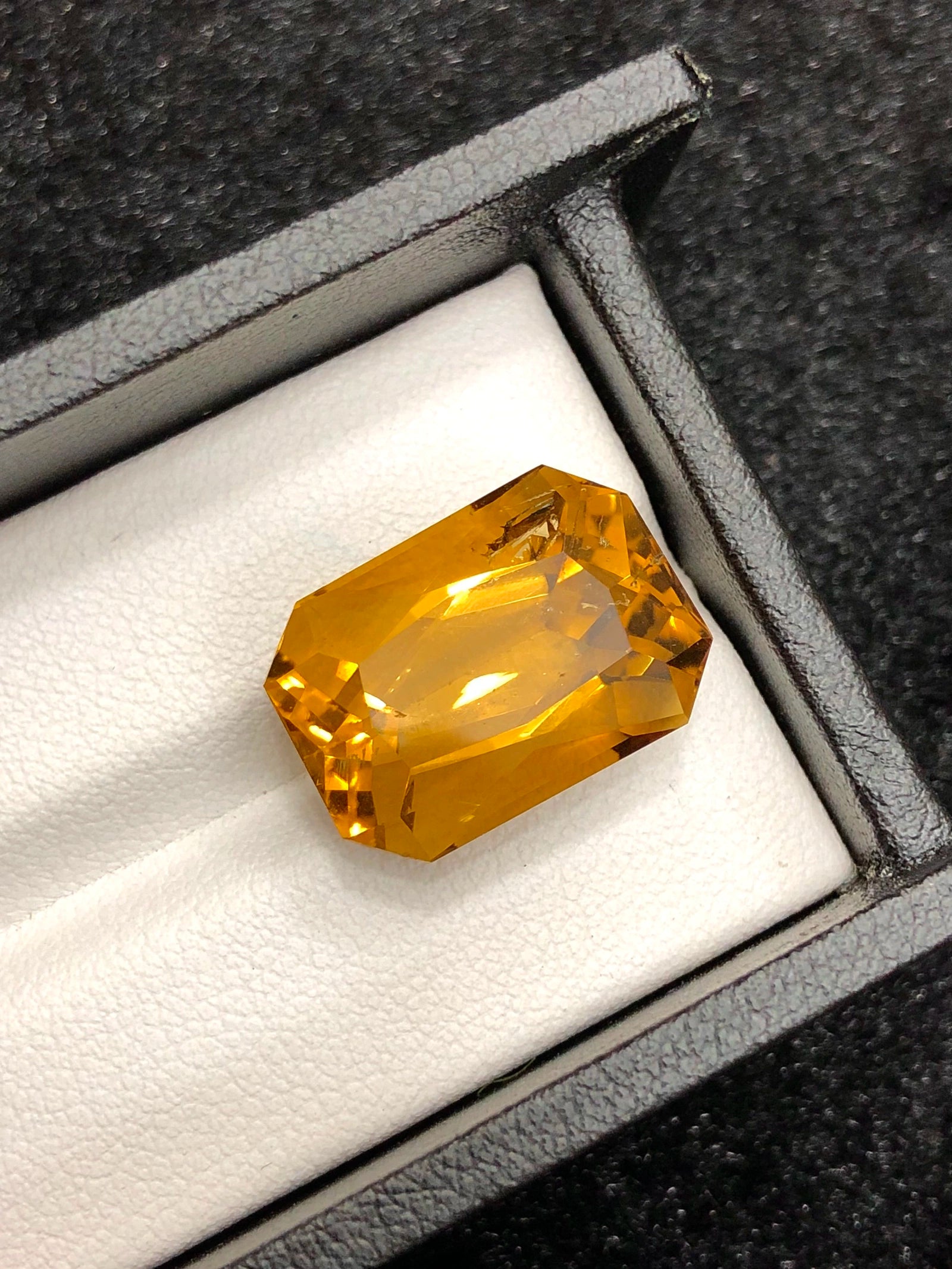 |Custom Precision Cut| Santa Ana Madeir: 16.49 Ct Citrine | State Of Minas Gerais Brazil (WAV24)